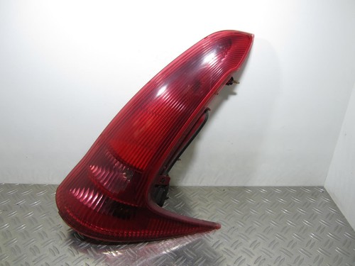Right rear tail - light, lens