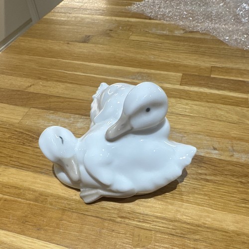 Nao lladró porcelain duck - by,