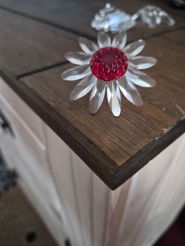 Swarovski marguerite red - marguerite,
