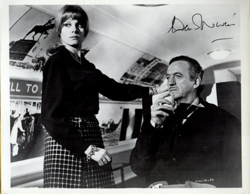 David niven autograph w - b,