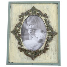  Old Fashioned Photo Frames
