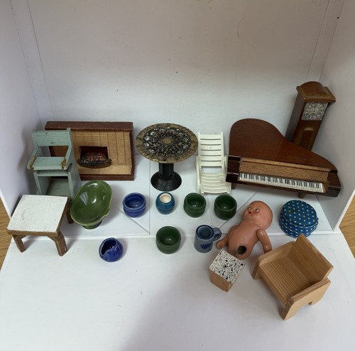 Vintage dolls house - dolls,
