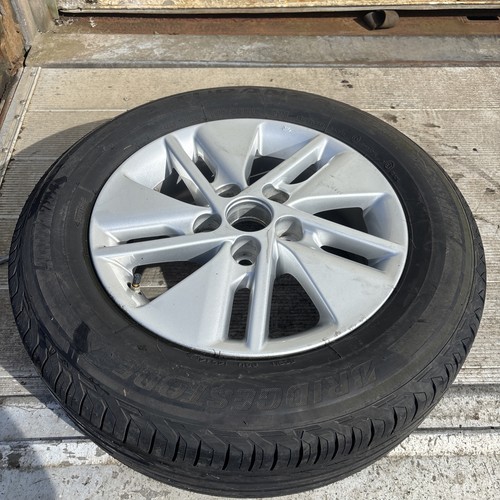 Toyota auris alloy wheel - ,