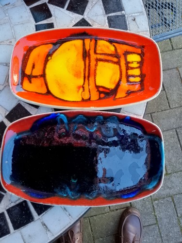 Pairb poole pottery - of,