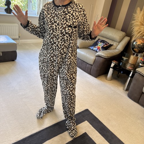 Animal print dressing - animal, up