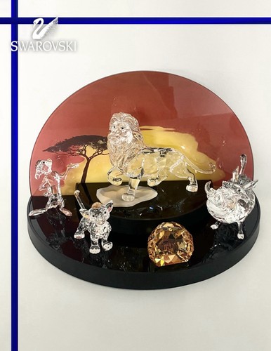 Swarovski lion king complete - king",