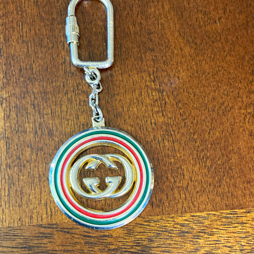 Vintage gucci logo metal - vintage,