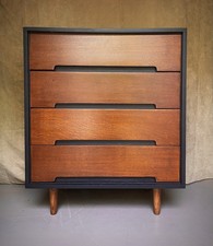Stylish Mid Century Oak Chest