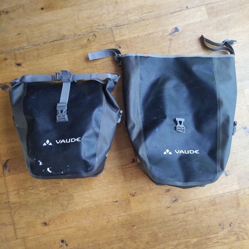 Vaude aqua front panniers - front,
