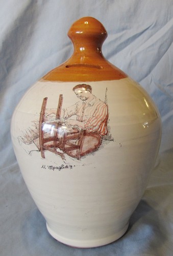 Vtg clay money box piggy - money,