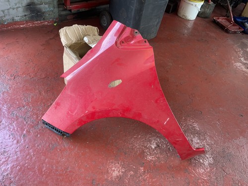 Toyota yaris front wing - toyota,