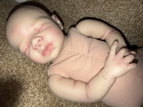 Realistic reborn baby doll - realistic,