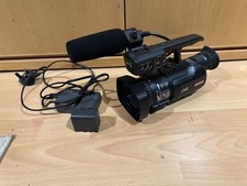 JVC GY-HM150e 3CCD Pro HD SD