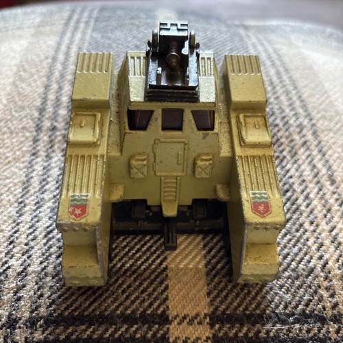Matchbox adventure 2000 raider - matchbox,