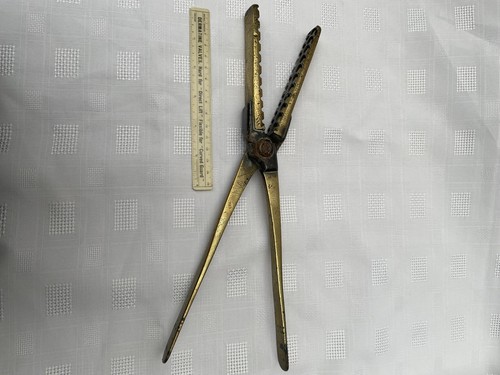 Antique brass scissor - antique,