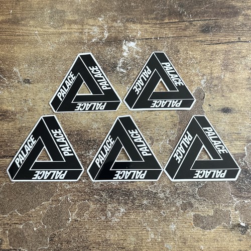 Palace tri ferg logo - tri,