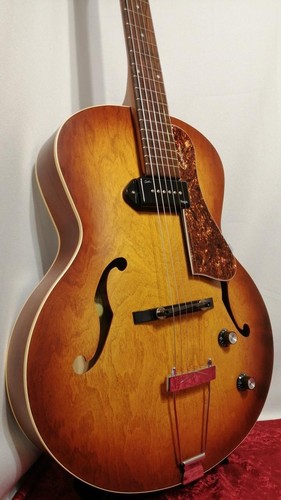 Godin 5th avenue kingpin p90 - 5th,