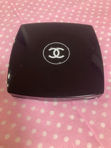 Chanel hand mirror compact - hand,