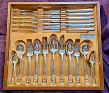 44 pce Community Plate "Hampton Court" Cutlery Canteen for 6 in Fitted Tray VGC
