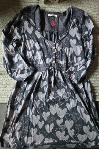 White stuff grey heart print - white,