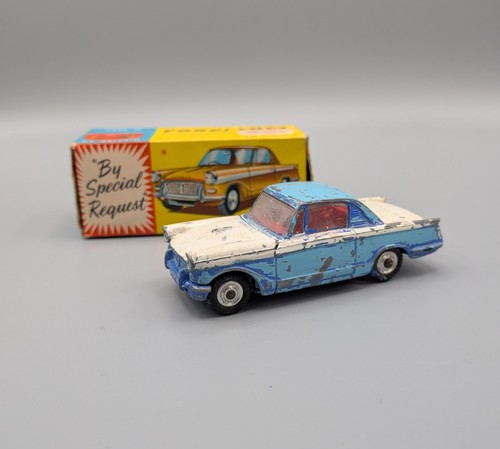 Corgi 231 triumph herald - -,