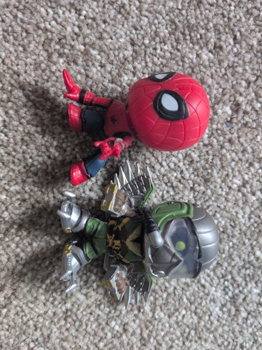 Marvel vulture and spidey - vulture,