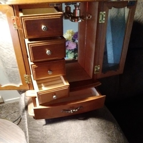 Full size vintage - size, wood