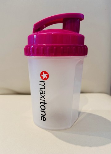 Protein mixer shaker bottle - ,