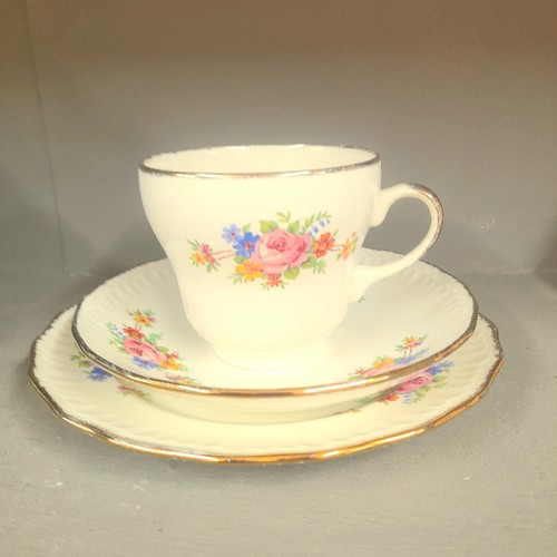 Swinnertons luxor vellum - vellum, tea