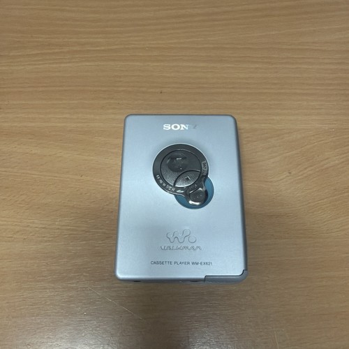 Rare sony ex621 silver - wm-ex621,