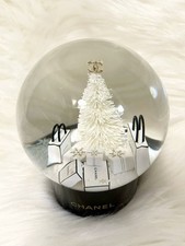 Chanel VIP Crystal Ball Snow