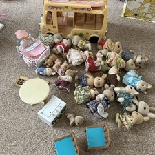 Sylvanian families figure - sylvanian,