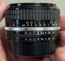 Nikon 50mm f/1.8 AI manual