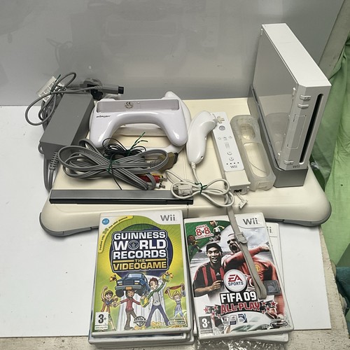 Nintendo wii console bundle - wii,