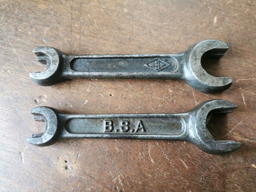 Vintage way spanners for - 4-way,