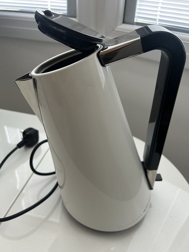 Bugatti vera white porcelain - vera,