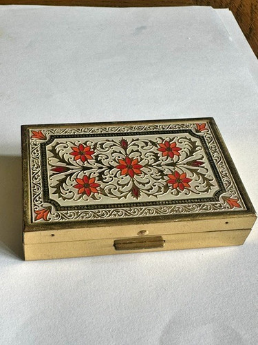 Vintage oblong musical - oblong,