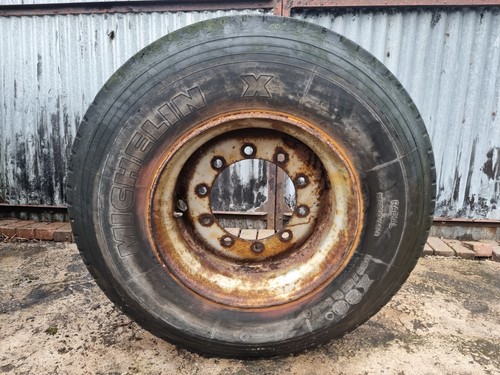 Commercial hgv truck - commercial,