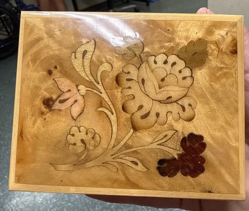 Vtg wooden music box mapsa - vtg,