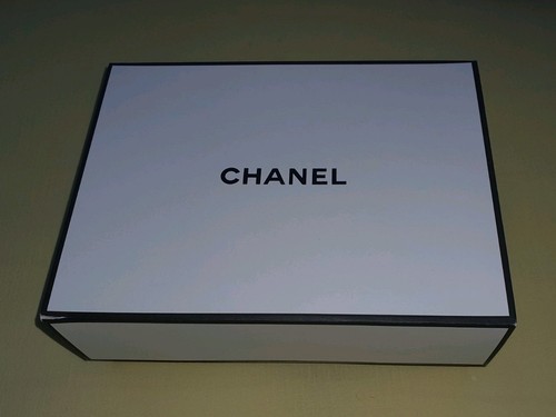 Chanel empty gift box tissue - chanel,