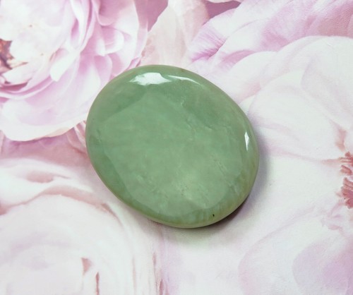 Real genuine jade palm stone - genuine,
