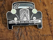 a PINS PIN CAR CAR CITROEN TRACTION DEMONS AND WONDERS LARGE MODEL