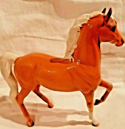 Retired vintage 1261 beswick - retired,