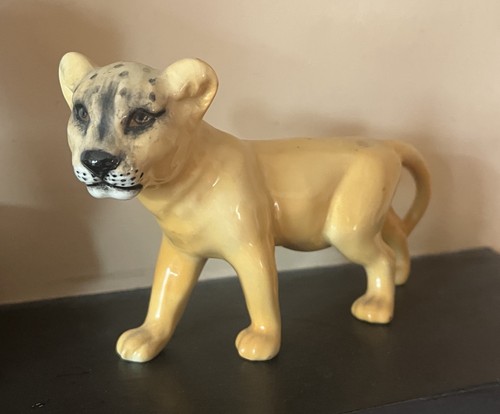 Vintage beswick lion - beswick, cub