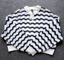 H & M Ladies Cropped Navy &