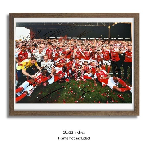 Arsenal hand signed 16x 1st - signed,