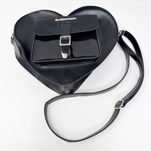 Martens heart bag black - heart,