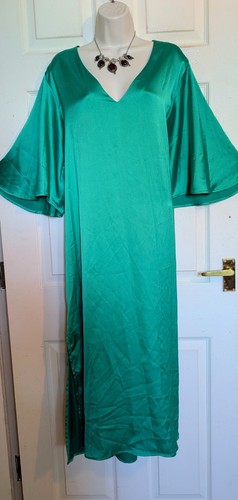 Bnwt zara silky feel retro - bnwt,