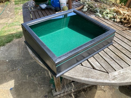 Vintage glazed table top - glazed,