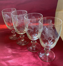 Vintage set 4 x  Libbey Glass Co. wine glasses - wheat pattern circa 1973. Retro